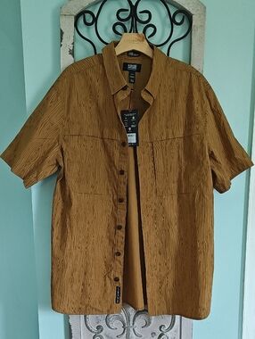 Alaskan Hardgear Men's Short-Sleeve Button-Down Shirt - Brown Woodgrain LT